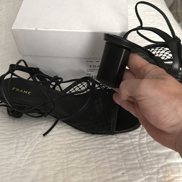 FRAME Le Adelaide Crochet Lace Up Sandal Sz 38.5 - Picture 9 of 11